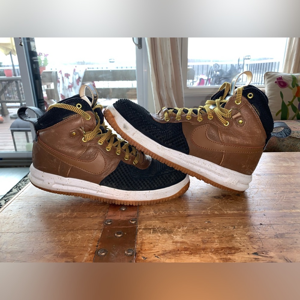 Nike Duck Boot Mens US Size 11.5